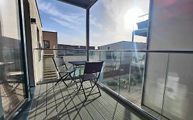 8 Putsborough - Luxury Apartment At Byron Woolacombe, Only 4 Minute Walk To Woolacombe Beach!